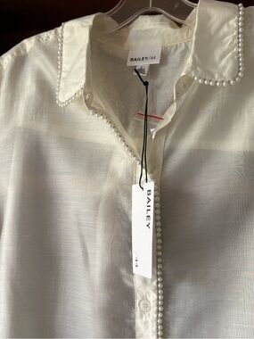 Bailey 44 Sheer Pearl Button Down L NWT
